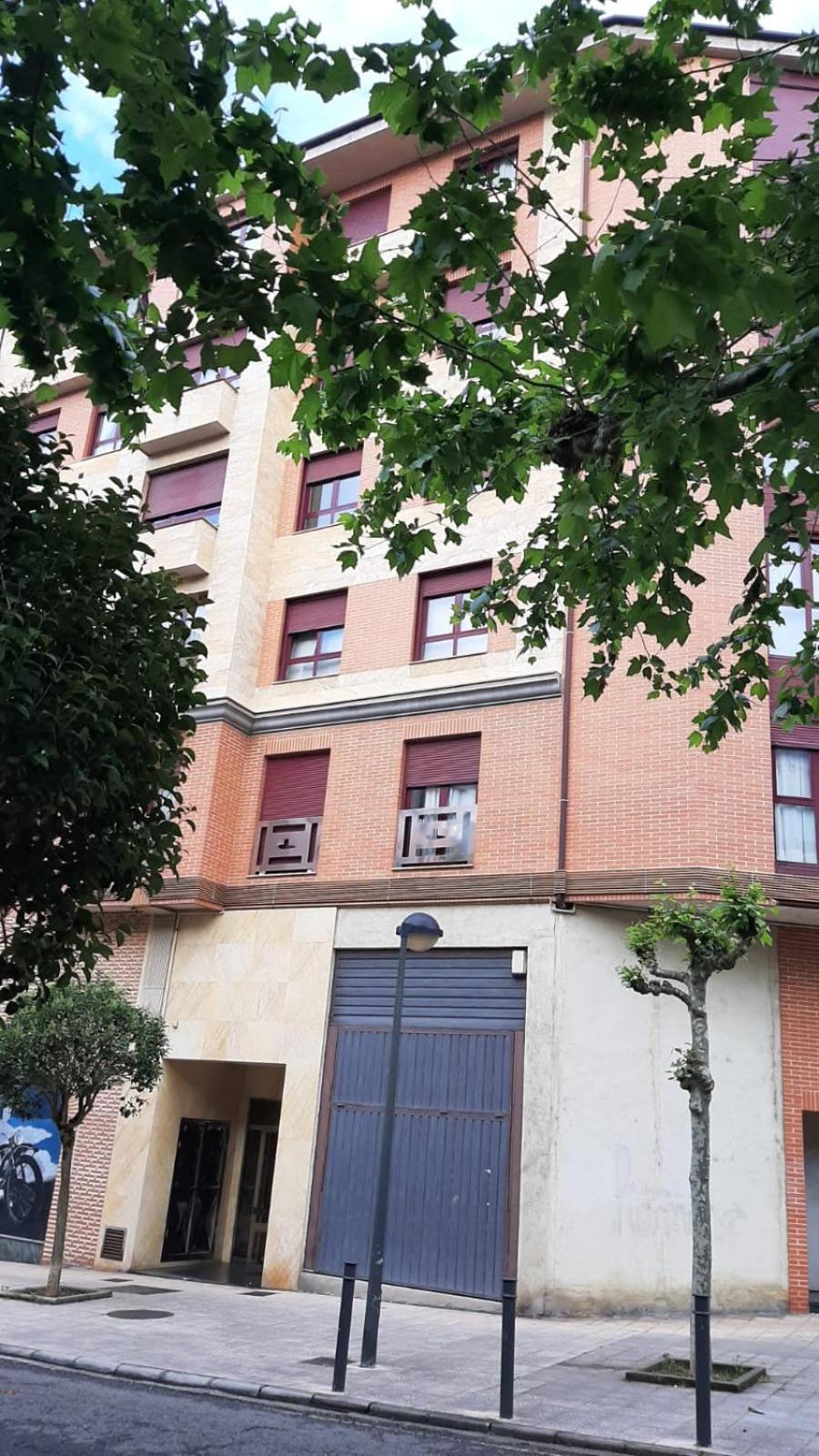 Sar Inn - Garaje Incluido Aviles Exterior photo