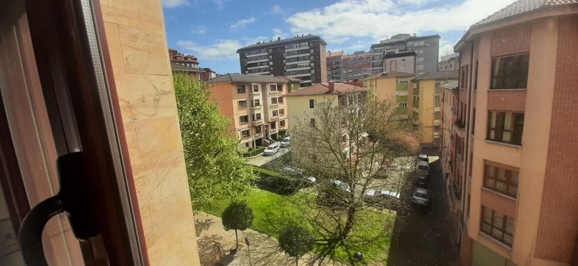 Sar Inn - Garaje Incluido Aviles Exterior photo